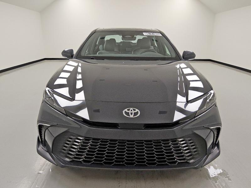 4T1DAACK7SU173605 - 2025 TOYOTA CAMRY XSE GRAY photo 5