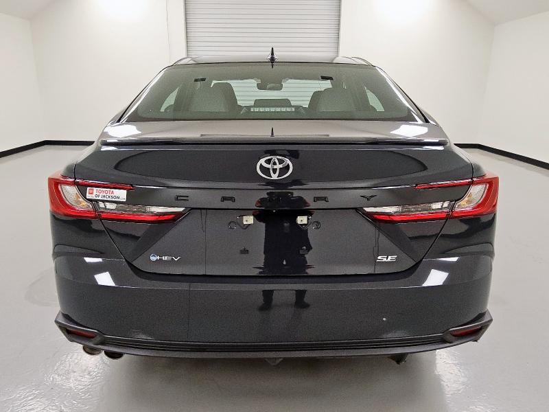 4T1DAACK7SU173605 - 2025 TOYOTA CAMRY XSE GRAY photo 6