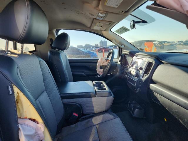 1N6AA1R76HN555912 - 2017 NISSAN TITAN S WHITE photo 10