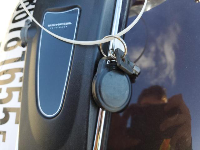 1HD1FCW195Y637531 - 2005 HARLEY-DAVIDSON FLHTCUI Bənövşəyi foto 8