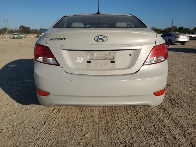 KMHCT4AE1HU262633 - 2017 HYUNDAI ACCENT SE 银色 照片 6