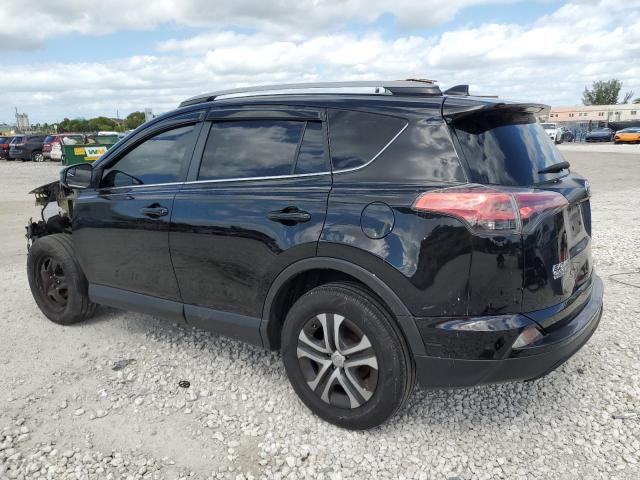 2T3BFREV8HW577866 - 2017 TOYOTA RAV4 LE BLACK photo 2