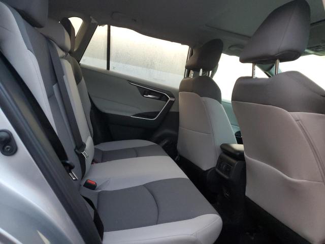 4T3RWRFV2SU187236 - 2025 TOYOTA RAV4 XLE SILVER photo 11