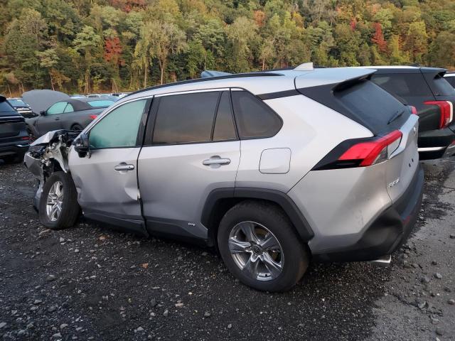 4T3RWRFV2SU187236 - 2025 TOYOTA RAV4 XLE SILVER photo 2