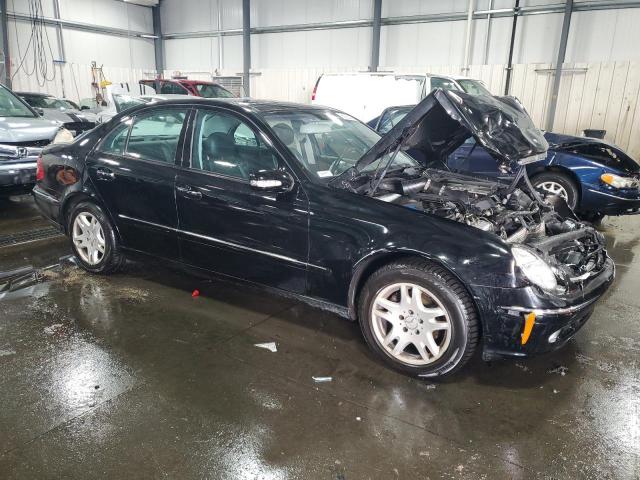 WDBUF65J55A632920 - 2005 MERCEDES-BENZ E 320 Қара фото 4