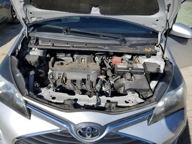 VNKKTUD39GA070135 - 2016 TOYOTA YARIS L SILVER photo 11