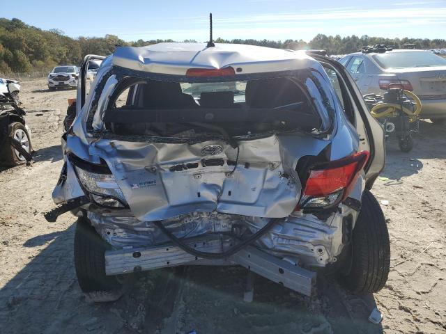 VNKKTUD39GA070135 - 2016 TOYOTA YARIS L SILVER photo 6