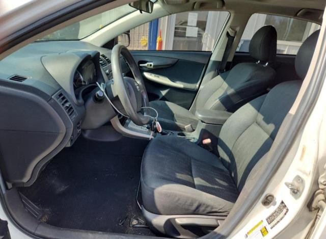 2T1BU4EE5BC667812 - 2011 TOYOTA COROLLA BASE Սպիտակ լուսանկար 7