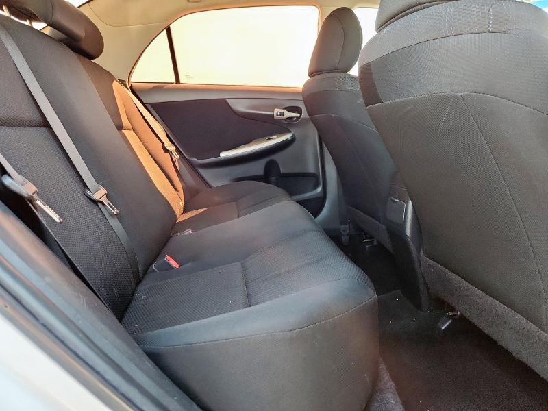 2T1BU4EE5BC580282 - 2011 TOYOTA COROLLA BASE თეთრი ფოტო 10