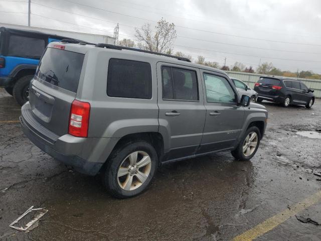 1C4NJRBB9DD263950 - 2013 JEEP PATRIOT SPORT Argent photo 3
