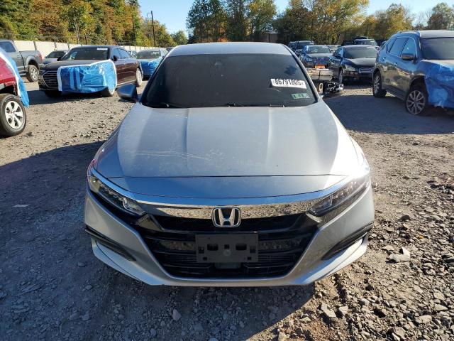1HGCV1F15KA049231 - 2019 HONDA ACCORD LX SILVER photo 5