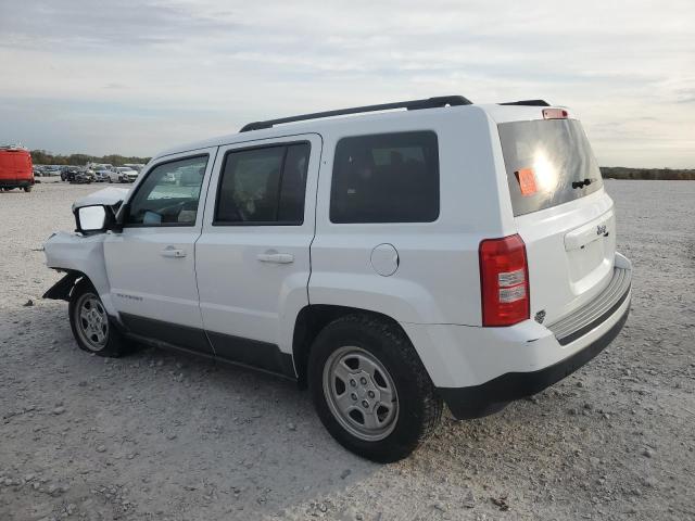 1C4NJPBA2FD226303 - 2015 JEEP PATRIOT SPORT თეთრი ფოტო 2