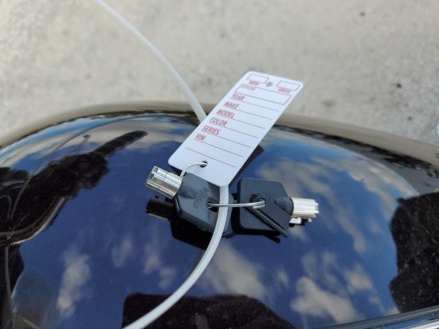 1HD1KB412AB636324 - 2010 HARLEY-DAVIDSON FLHX 红色 照片 8