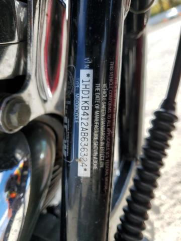 1HD1KB412AB636324 - 2010 HARLEY-DAVIDSON FLHX 红色 照片 9