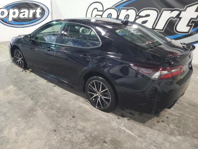 4T1G11AK0PU799486 - 2023 TOYOTA CAMRY SE NIGHT SHADE BLACK photo 2