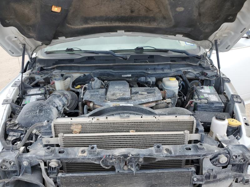 3C6UR5DLXFG673849 - 2015 RAM 2500 SLT Blanc photo 11