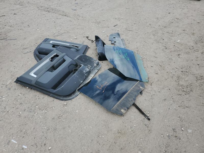 3C6UR5DLXFG673849 - 2015 RAM 2500 SLT Blanc photo 12