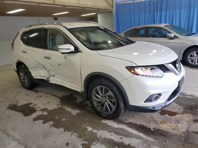 JN8AT2MT9GW006614 - 2016 NISSAN ROGUE S WHITE photo 4
