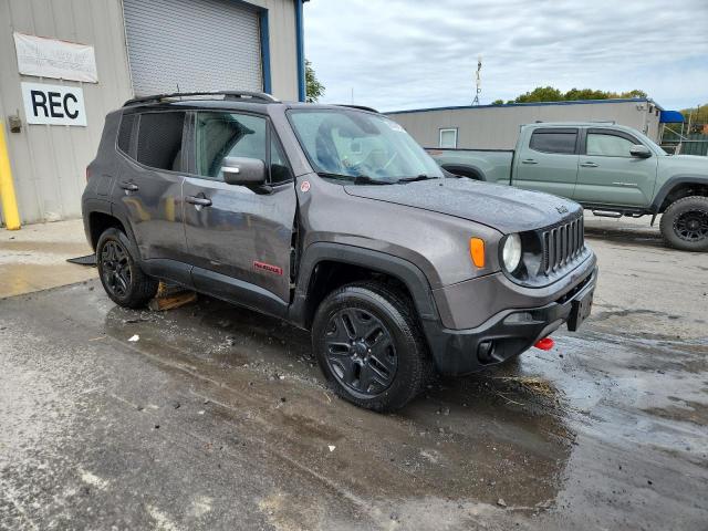 ZACCJBCB5JPH36138 - 2018 JEEP RENEGADE TRAILHAWK Grau Foto 4