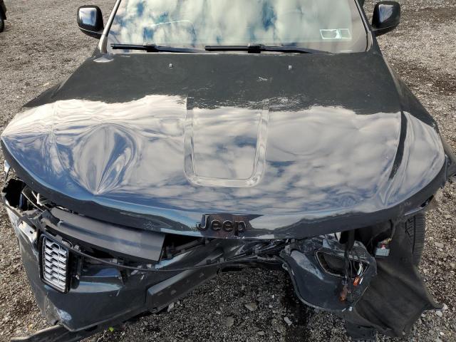 1C4RJFAG3JC332047 - 2018 JEEP GRAND CHER LAREDO BLUE photo 12