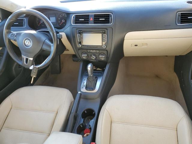 3VWDX7AJ5BM397277 - 2011 VOLKSWAGEN JETTA SE 棕色 照片 8