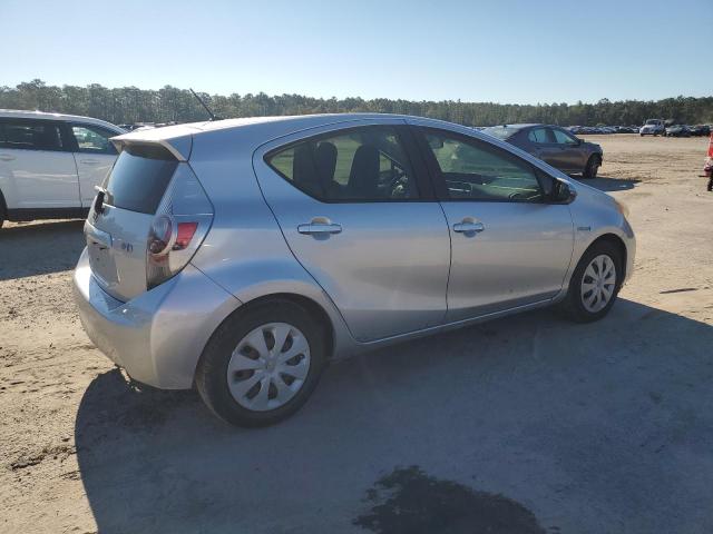 JTDKDTB35D1046526 - 2013 TOYOTA PRIUS C SILVER photo 3