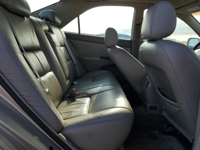 4T1BF30K52U525511 - 2002 TOYOTA CAMRY LE CREAM photo 10