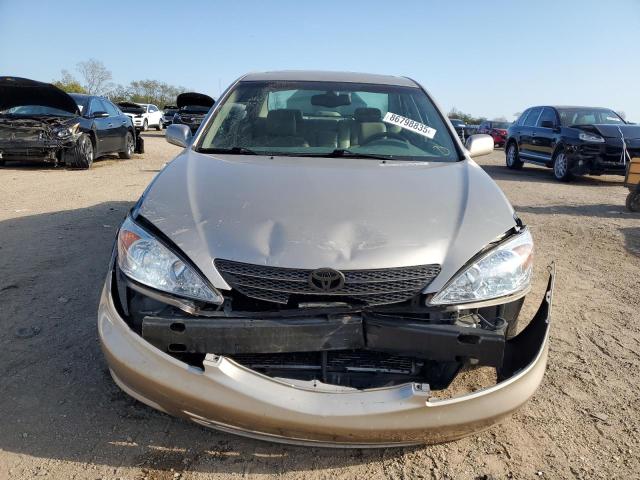 4T1BF30K52U525511 - 2002 TOYOTA CAMRY LE CREAM photo 5