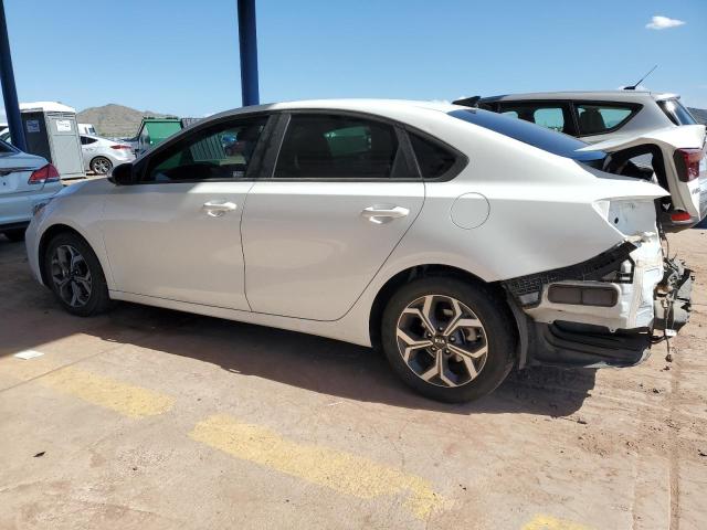 3KPF24AD1ME306781 - 2021 KIA FORTE FE WHITE photo 2