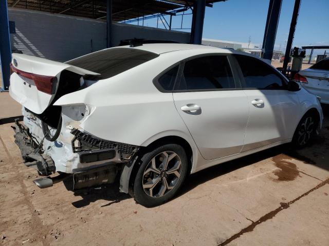 3KPF24AD1ME306781 - 2021 KIA FORTE FE WHITE photo 3