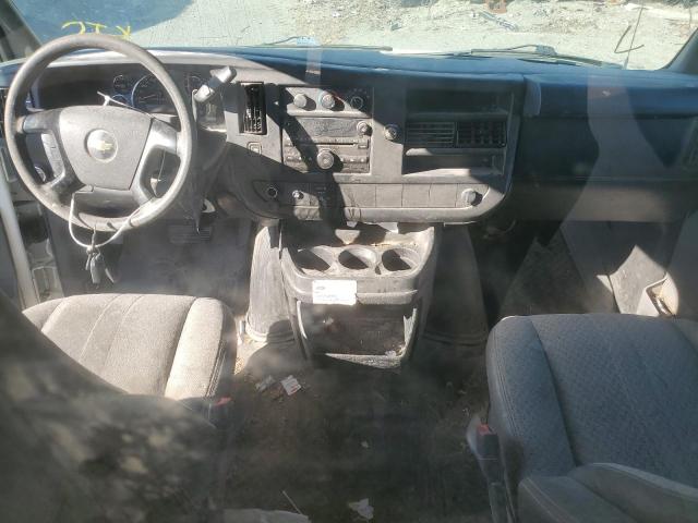 1GB0G2CG1D1192579 - 2013 CHEVROLET EXPRESS G3 WHITE photo 8