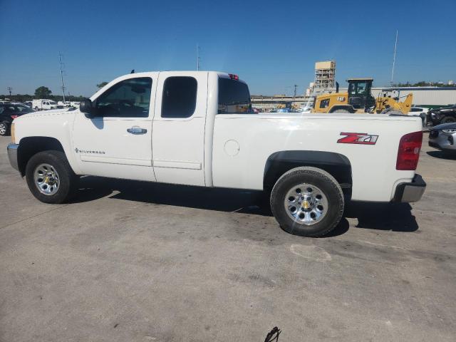 1GCRCSEA0DZ240596 - 2013 CHEVROLET SILVERADO C1500 LT WHITE photo 2
