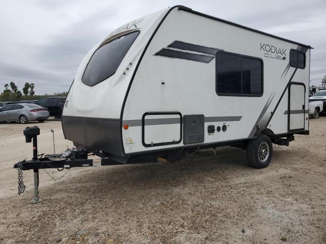 4YDTKDG14PJ970612 - 2023 KEYSTONE KODIAK CUB WHITE photo 2