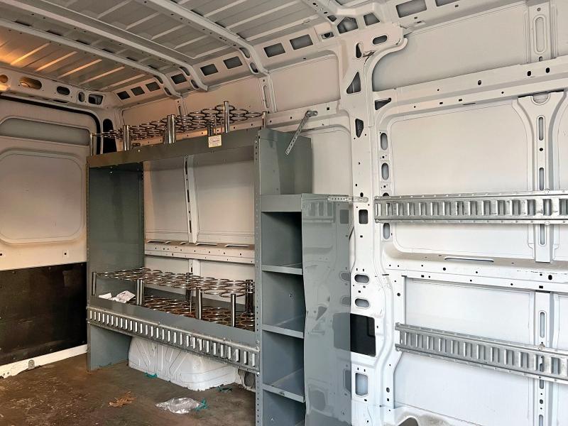 3C6TRVDG2KE505613 - 2019 RAM PROMASTER 2500 HIGH Weiß Foto 6