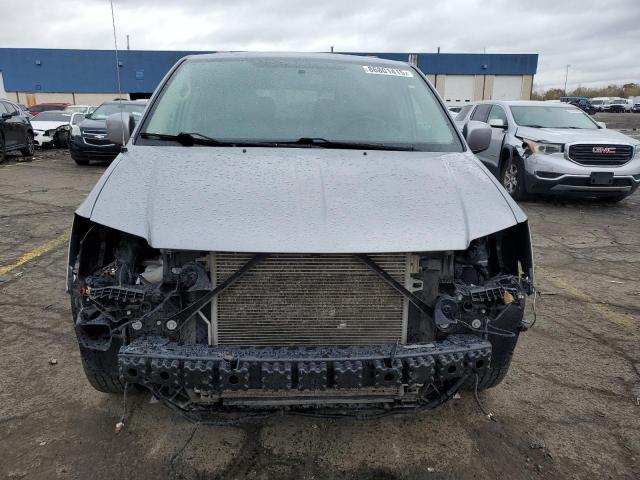 2C4RC1BG2FR629921 - 2015 CHRYSLER TOWN & COU TOURING SILVER photo 5