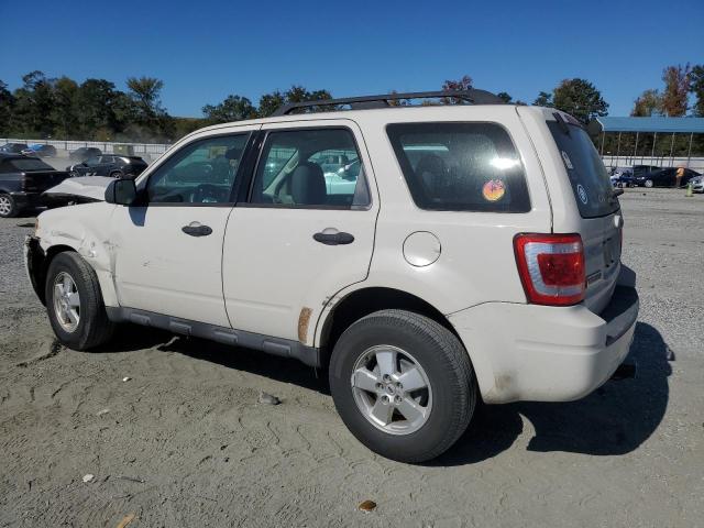 1FMCU0C76CKA12667 - 2012 FORD ESCAPE XLS 白色 照片 2