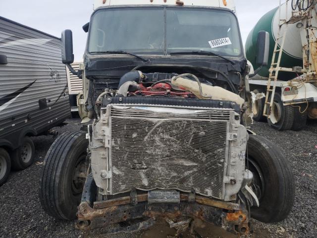 1FUJGLBG0CSBS5516 - 2012 FREIGHTLINER CASCADIA 1 Ақ фото 9