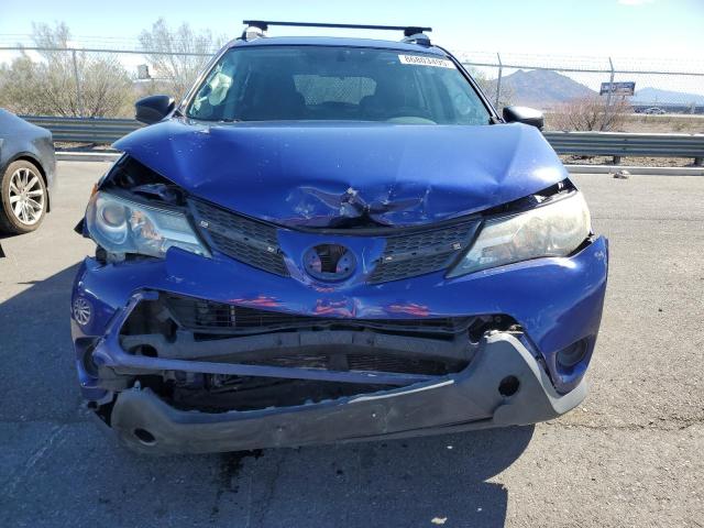 2T3ZFREV3FW220865 - 2015 TOYOTA RAV4 LE BLUE photo 5
