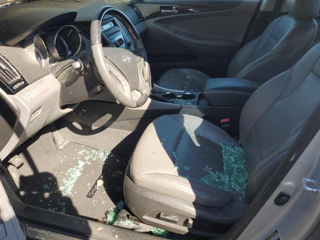 5NPEC4AC9DH633750 - 2013 HYUNDAI SONATA SE 银色 照片 7