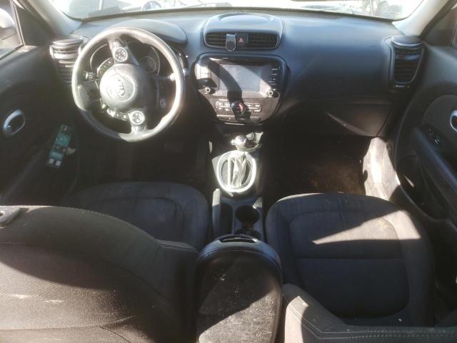 KNDJP3A55K7915965 - 2019 KIA SOUL + WHITE photo 8