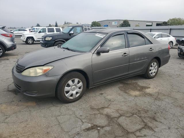 2004 TOYOTA CAMRY LE, 