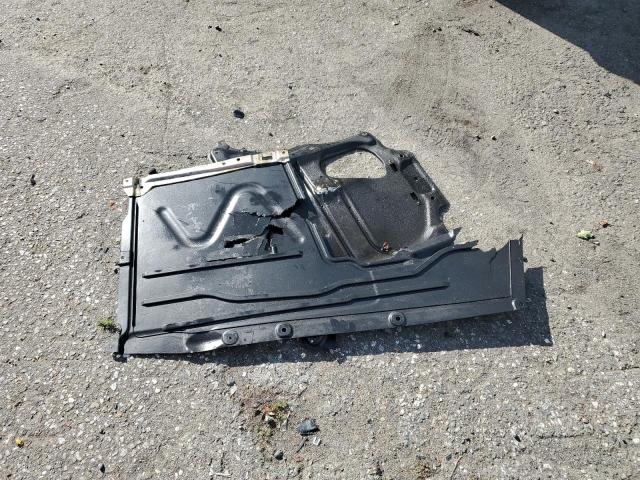 WBA3C3C57DF980050 - 2013 BMW 320 I XDRIVE შავი ფოტო 12