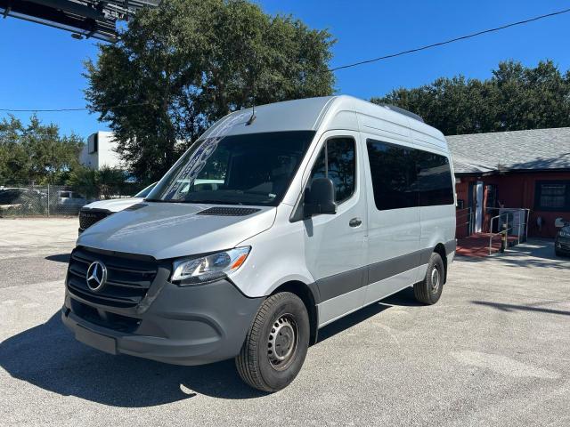 W1Z4KFHYXRP710933 - 2024 MERCEDES-BENZ SPRINTER 2500 SILVER photo 2