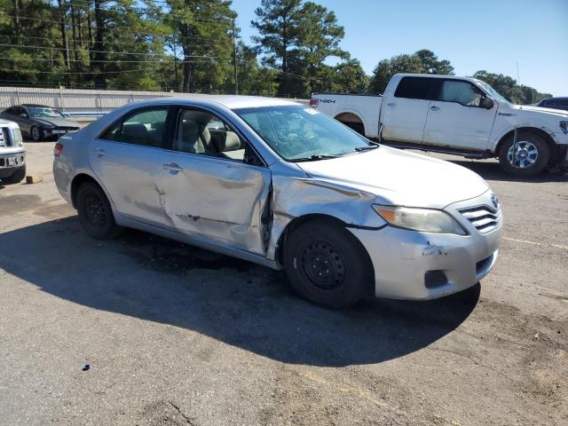 4T1BF3EK1AU070227 - 2010 TOYOTA CAMRY BASE 银色 照片 4