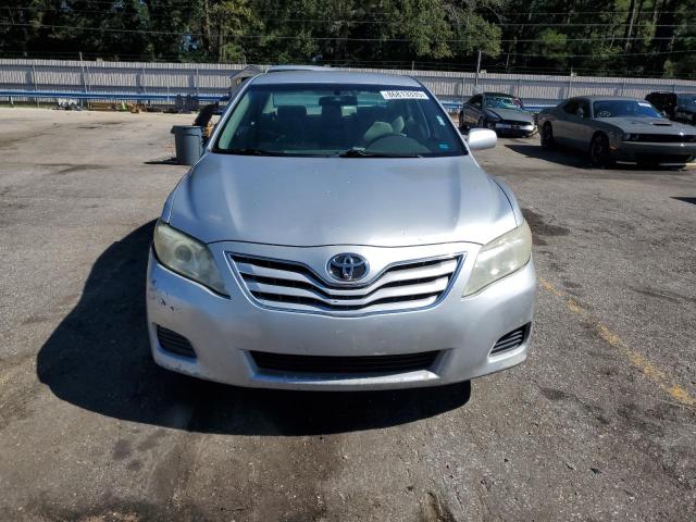4T1BF3EK1AU070227 - 2010 TOYOTA CAMRY BASE 银色 照片 5