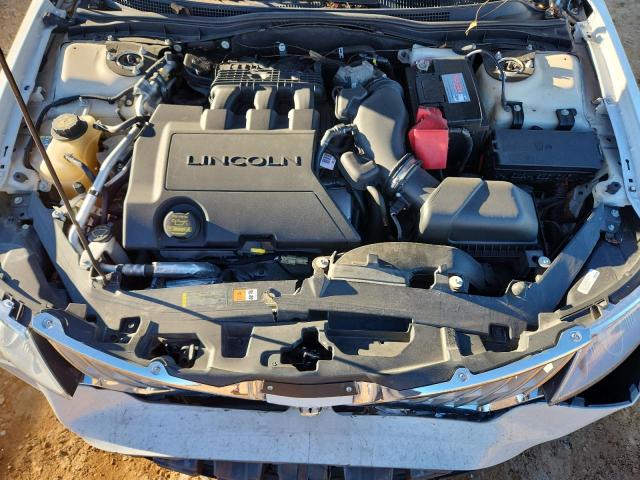 3LNHL2GC7CR801742 - 2012 LINCOLN MKZ 白色 照片 11