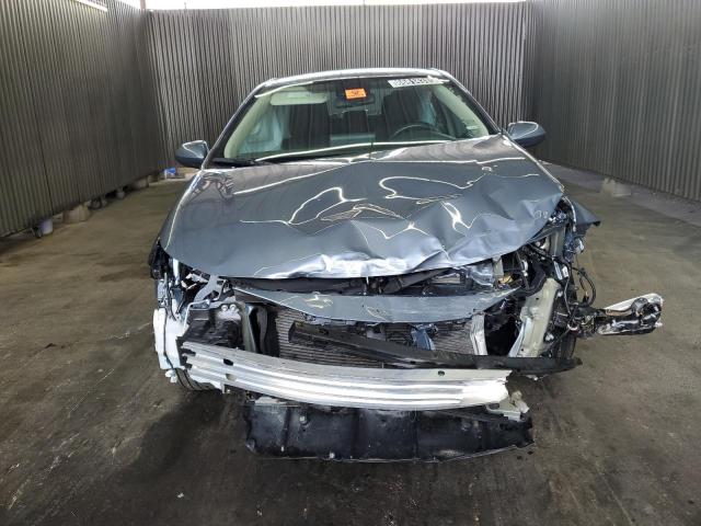 5YFB4MDE1SP247420 - 2025 TOYOTA COROLLA LE 灰色 照片 5