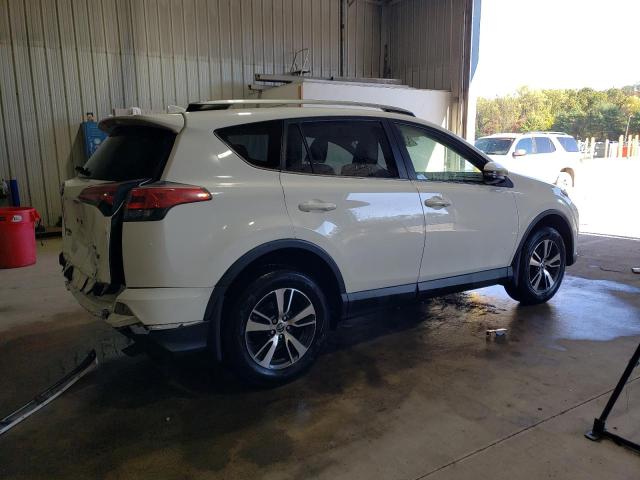 JTMRFREV3HJ127426 - 2017 TOYOTA RAV4 XLE 白色 照片 3