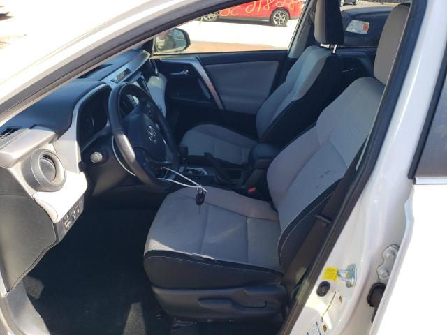 JTMRFREV3HJ127426 - 2017 TOYOTA RAV4 XLE 白色 照片 7