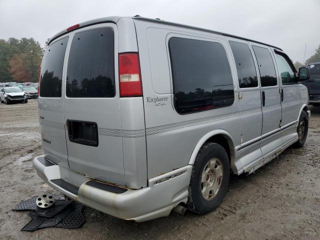 1GBFG15T331146474 - 2003 CHEVROLET EXPRESS G1 银色 照片 3